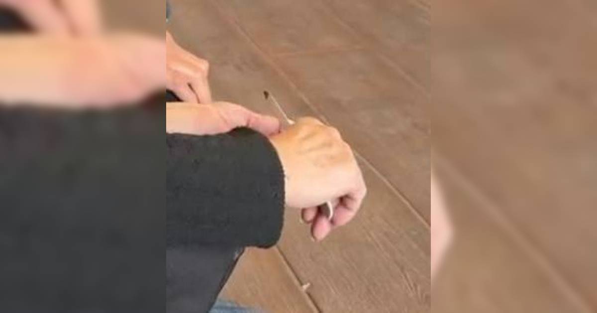 疑港人福岡餐廳磨指甲｜長達20分鐘四處飛散 網民：炮製芝士粉？