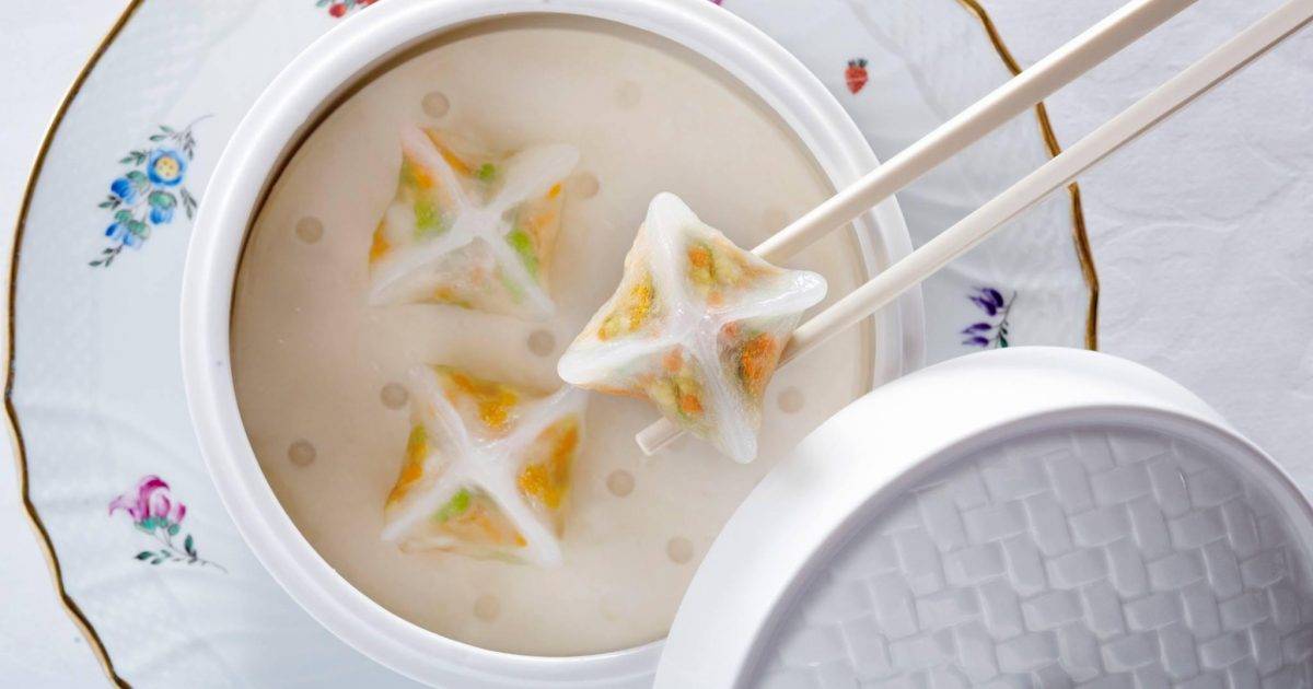 港灣壹號 – 灣仔餐廳 必食脆皮龍崗雞+蜜糖汁叉燒+冬筍鮮蝦餃+鎮江醋香黑豚豬柳+梅菜叉燒帶子粒炒脆紅米飯