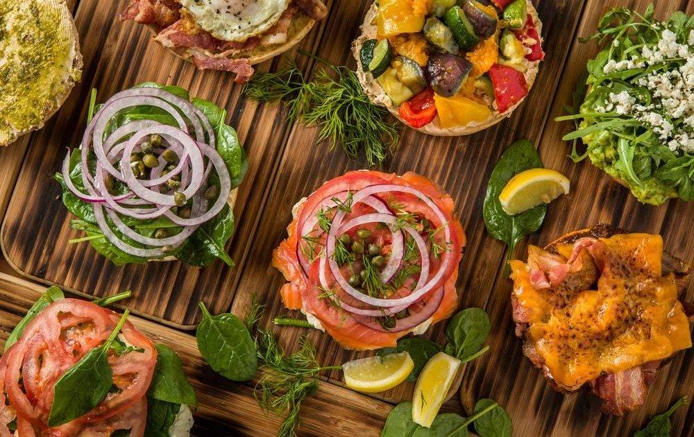 R&R Bagels – 中環餐廳 必食Maple Bacon & Egg 楓蜜煙肉蛋貝果三文治+Bacon Jam BLT 貝果三文治+Smoked Salmon 煙三文魚貝果三文治