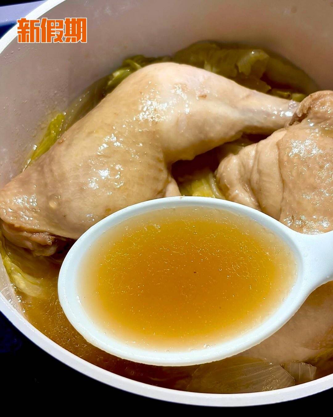 無水蘋果雞湯 (圖片來源:threads@fatfatfatssss、threads@huaipingwu、threads@cheapjing.eater、threads@chan__kyu)