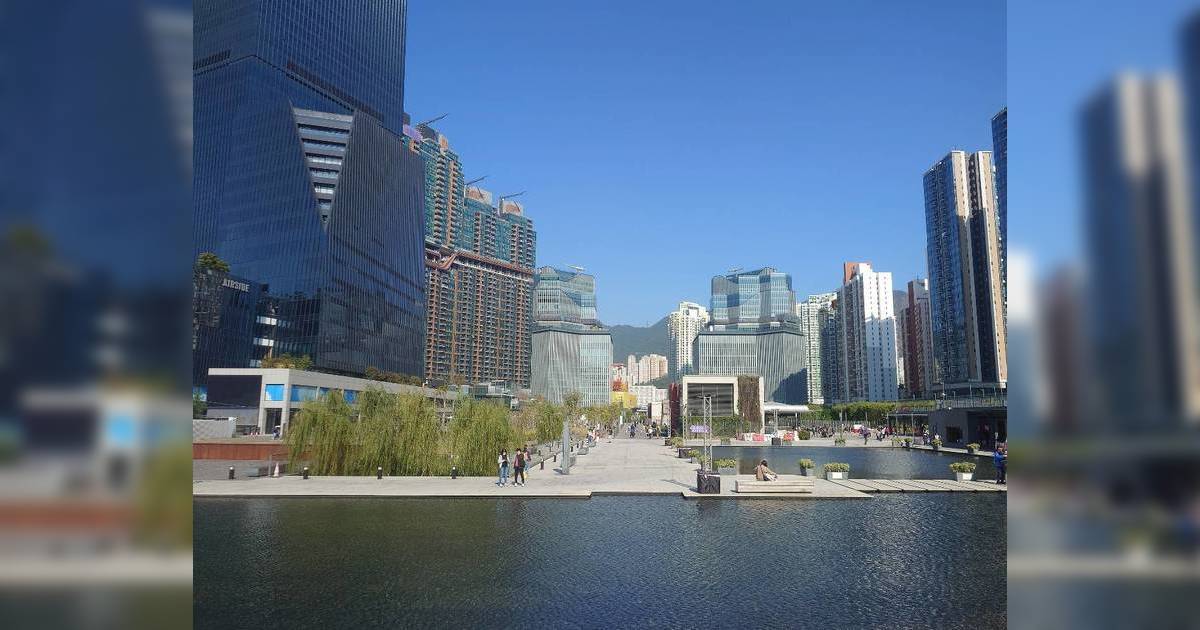 26歲男子持短劍指嚇途人被拘捕 警方到場查背囊再發現可怕利器