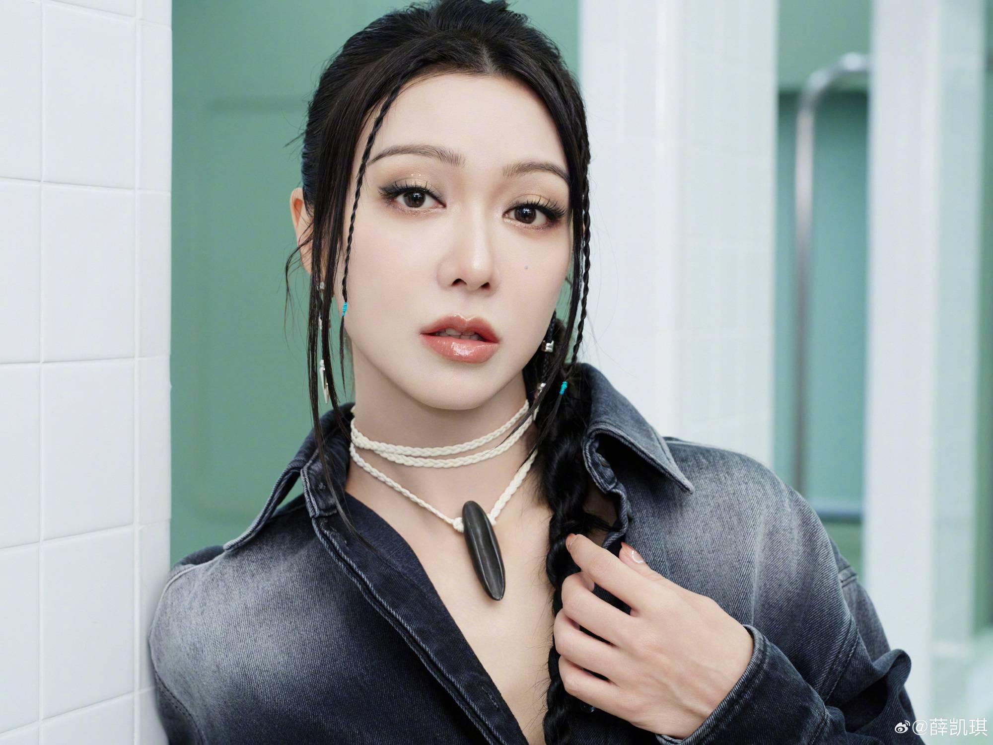 薛凱琪 醫美 網民質疑醫美痕跡(圖片來源:微博)