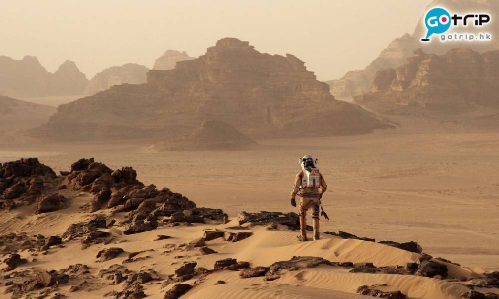 時空穿越者稱來自3812年：神秘照片曝光未來只有中國人住火星