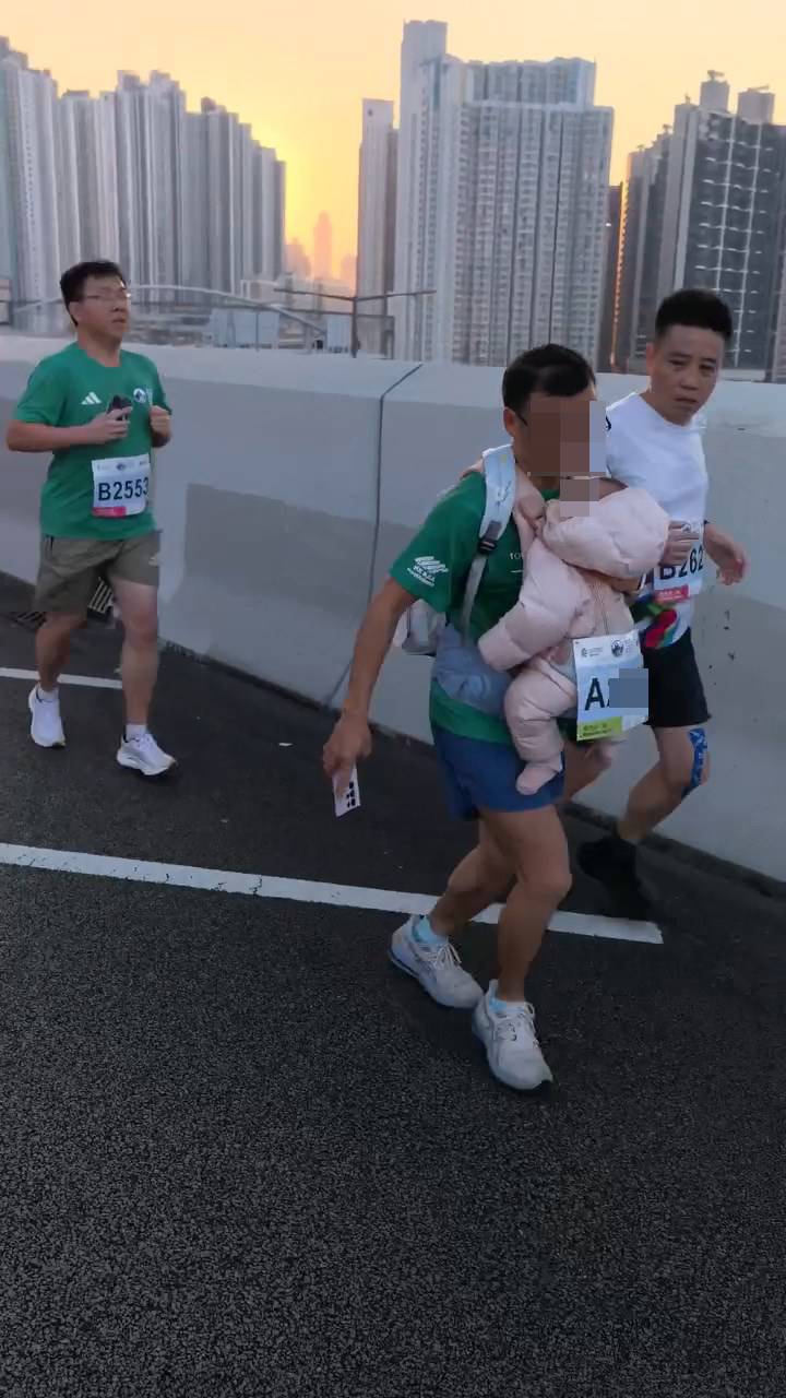 最新時事速遞 渣打馬拉松 其他跑友見到,都睇到眼突突!(圖片來源:網上圖片)
