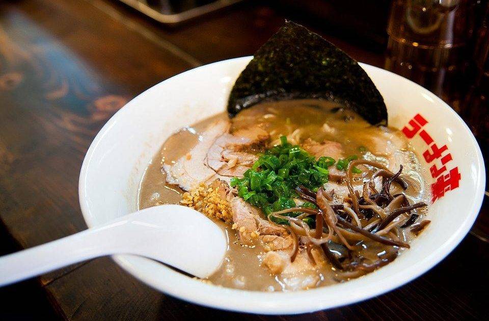拉麵來 – 尖沙咀餐廳 必食牛舌牛尾湯拉麵+北海道牛乳忌廉湯雞叉燒拉麵+極上海老吟釀湯拉麵