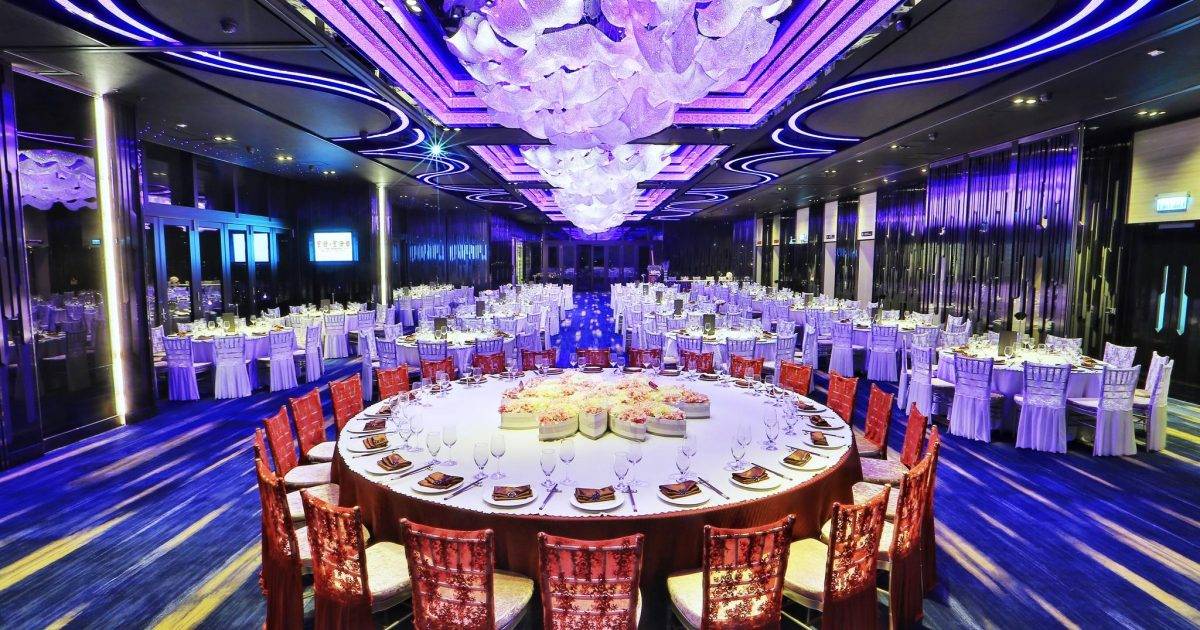 星海薈 (利舞台廣場) – 銅鑼灣餐廳 必食招牌白胡椒蟹+翡翠明蝦餃+鐵板白胡椒煎焗澳洲龍蝦+招牌胡椒濃雞湯灌湯餃+得獎金磚脆豆腐