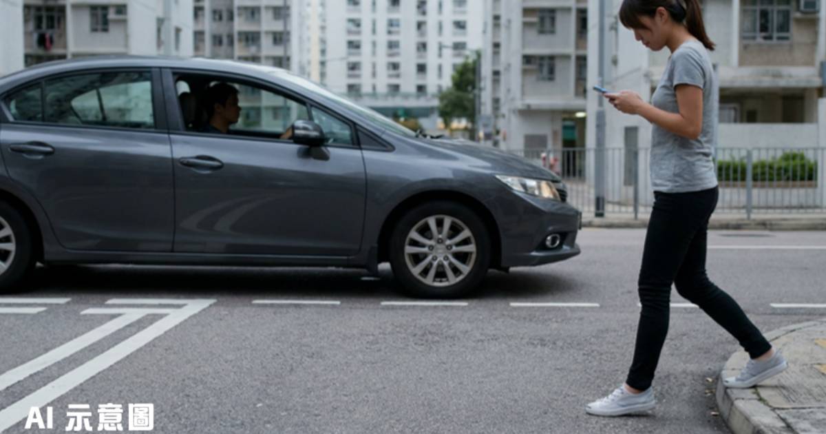 車cam直擊女途人過馬路險捱撞｜司機怒公審因1行為遭網民圍攻