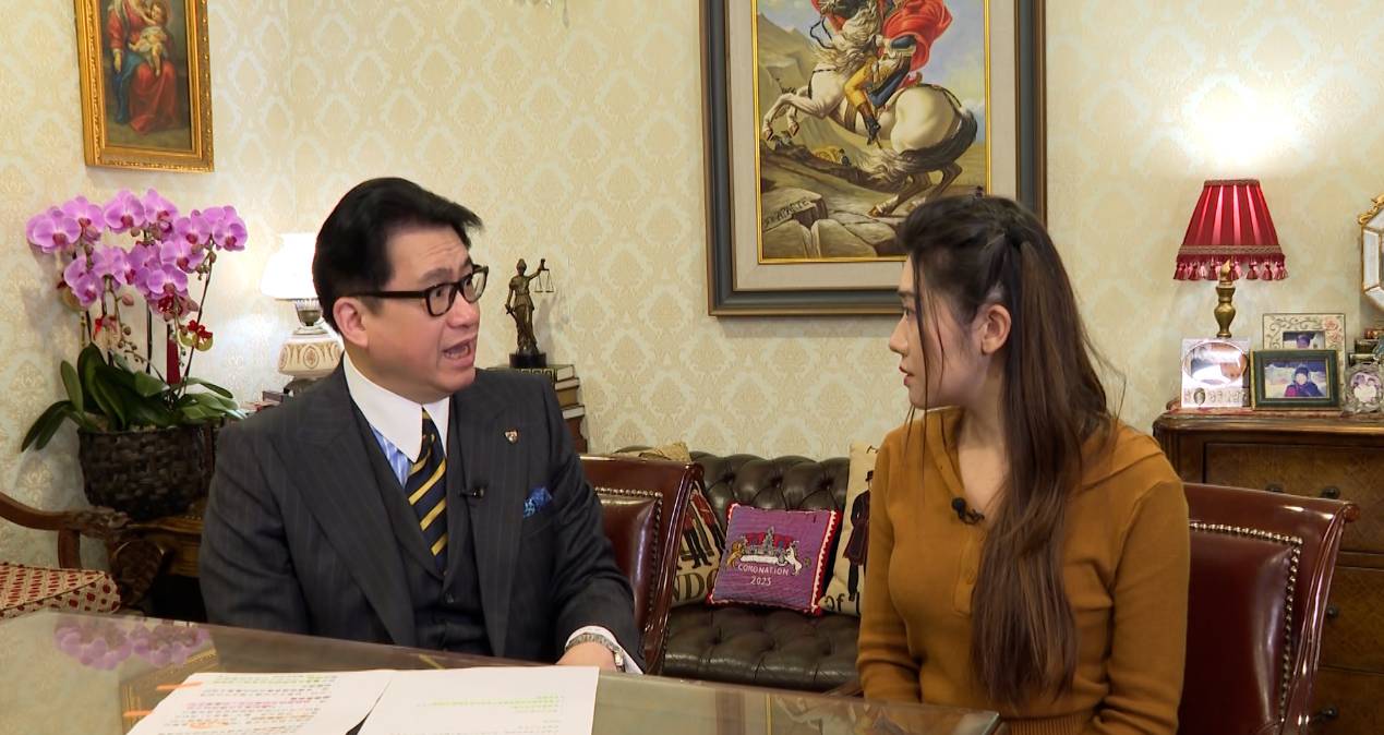 廖倬竩 東張西望 Ivy昨晚就漏水個案訪問陸偉雄大律師。(圖片來源:TVB)