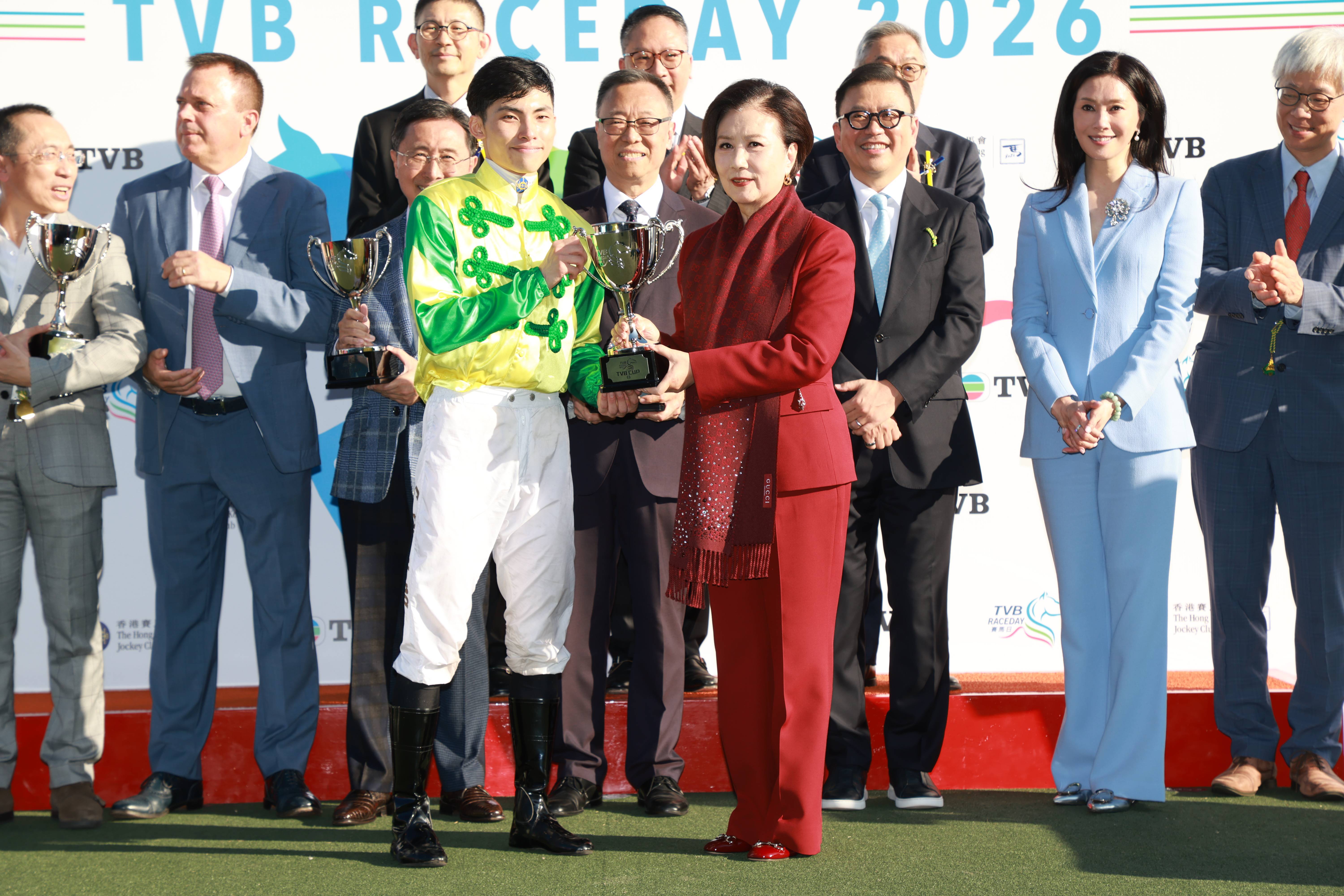 tvb 賽馬日 (圖片來源:TVB)