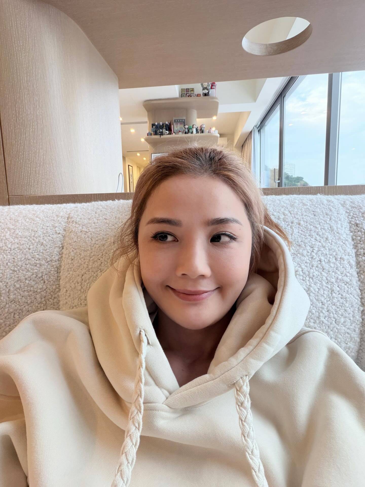 蔡卓妍 阿sa 43歲依然Keep得好好!(圖片來源:IG@choisaaaa)