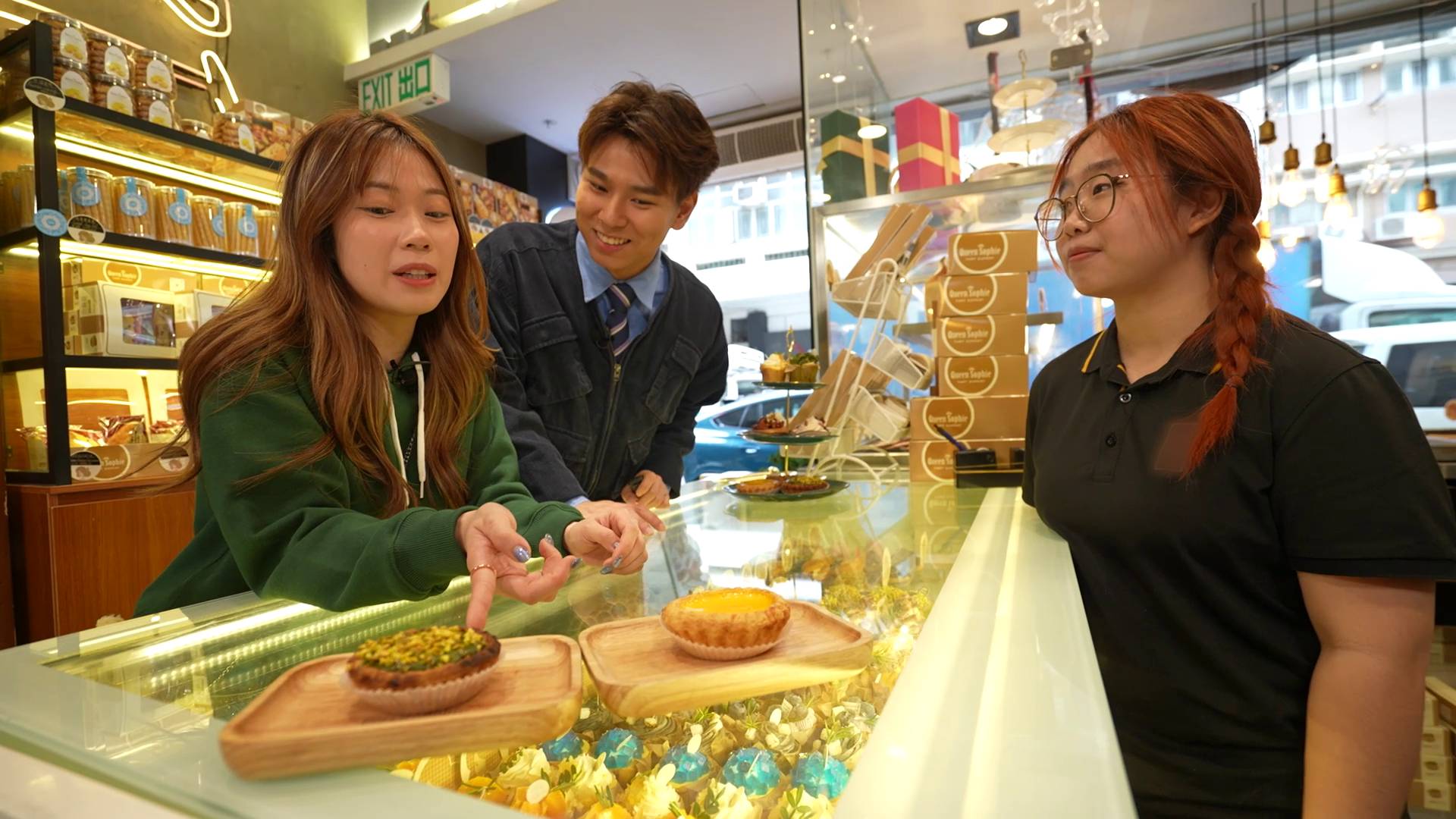 美食新聞報道 黃婧靈 (圖片來源:TVB)