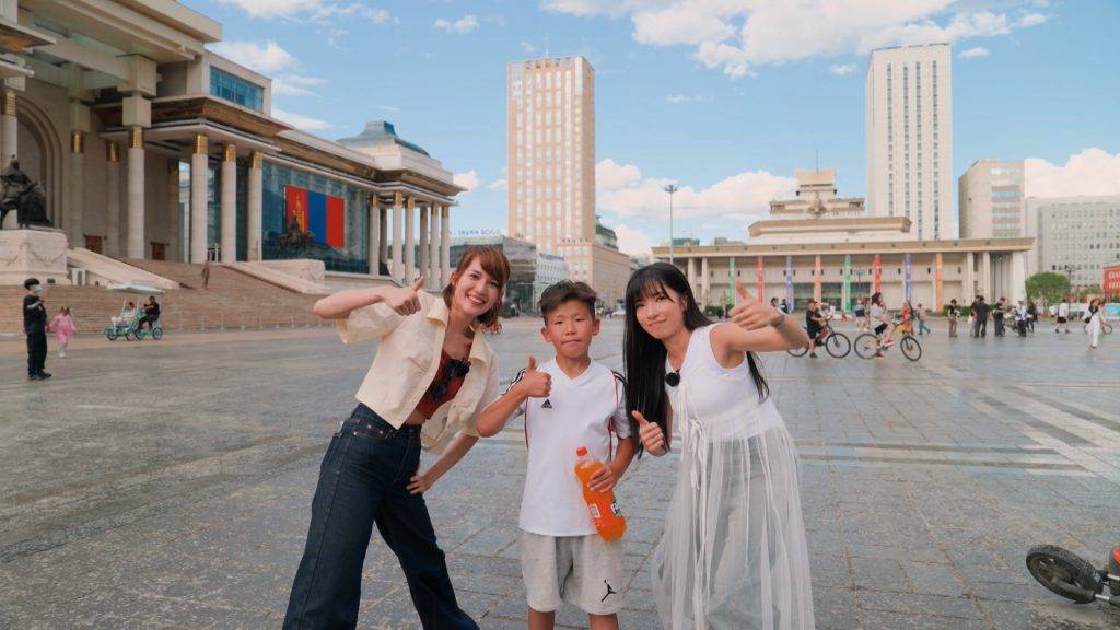 蘇皓兒 別在蒙古矇查查 (圖片來源:ViuTV)