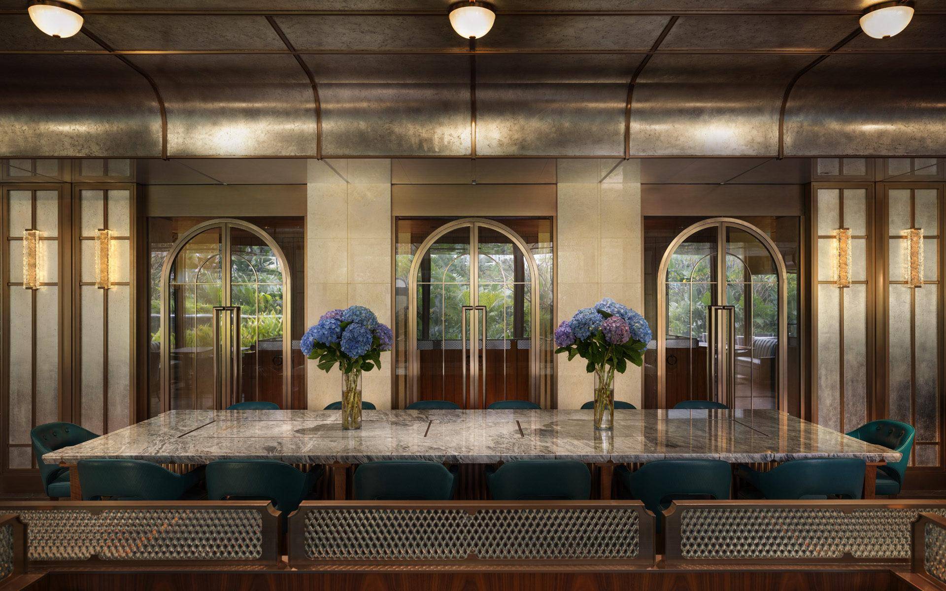 推介|. The Enclave