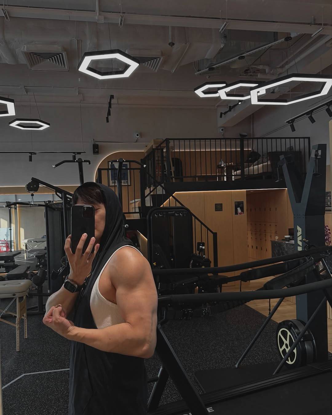 近期真係好熱血感恩幾位好兄弟@leokwan @kalok_ @brianchu0523 同埋Leo 咁靚既場@hexagon_dynamic.jpg/raw