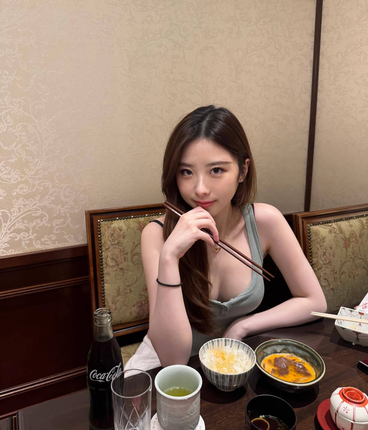 晚吹怨女俱樂部 港姐2024 (圖片來源:IG@aakhuii)