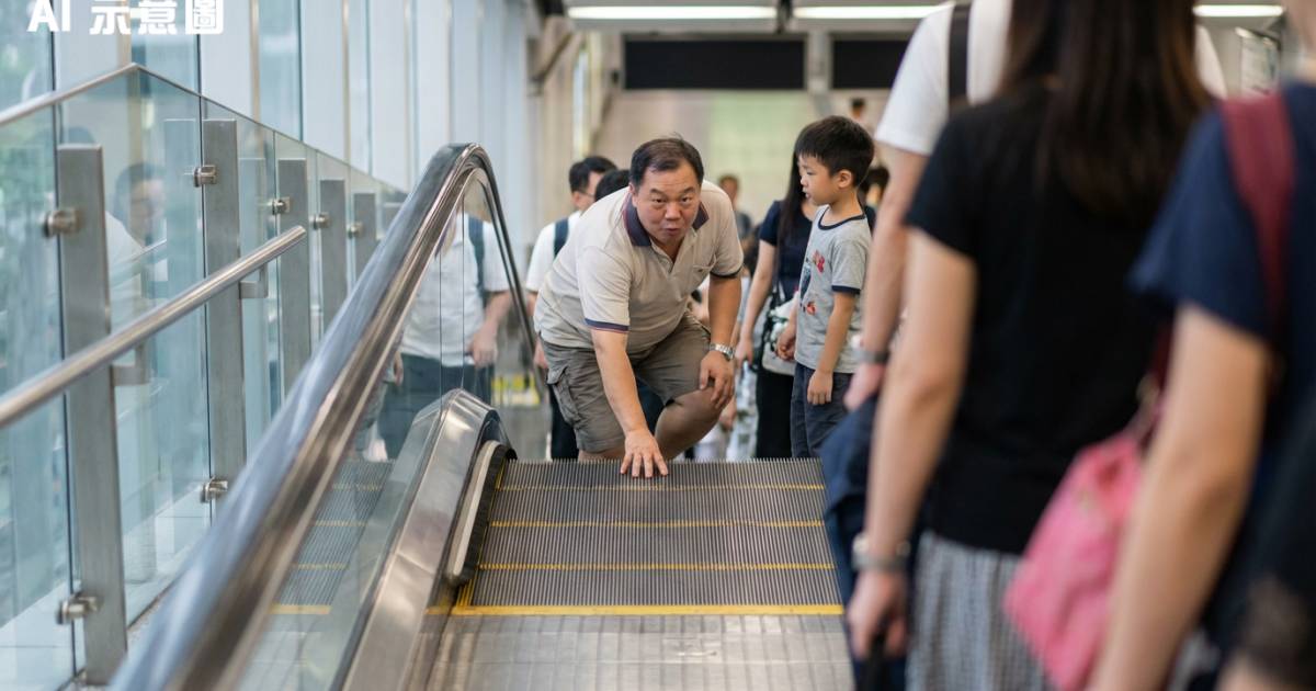 港鐵驚現「真人馬里奧」！港爸為救1部手機連環起跳5次 結局令全網爆笑又心酸