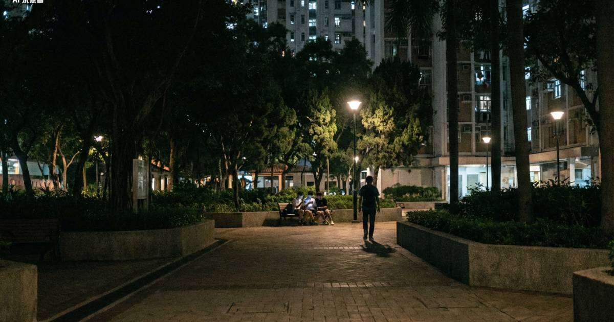 天水圍公園凌晨1點傳女子呻吟聲！街坊鼓起勇氣走近 驚見少年做緊一件事…