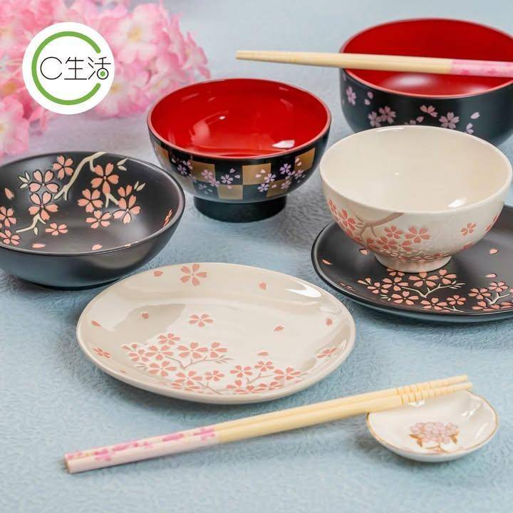 【C生活 – 櫻花餐具🌸】
春日限定的櫻花餐具已於C生活登場🥣✨為您的餐…
