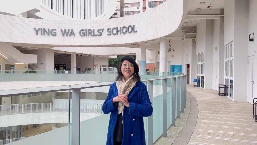 給十九歲的我 張婉婷 據遠東電影節的公布,《給十九歲的我》的導演張婉婷、執行導演郭偉倫等6位團隊成員將赴意大利出席電影節,但當被問及海外放映一事時,張婉婷竟表示「都係發行人搞嘅,我都唔係好清楚」。(圖片來源:Ying Wa Girls' School)