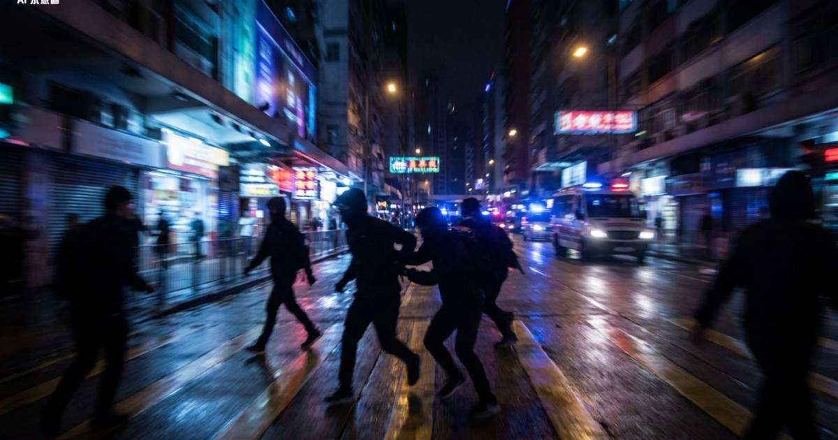 尖沙咀50萬金飾劫案！職員收舖遭鎖喉硬搶 結局神反轉警速拉人