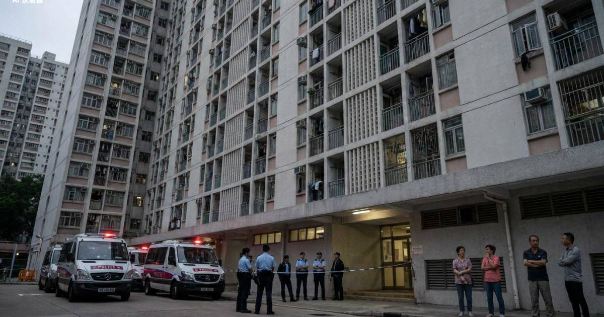 秀茂坪寶達邨悲劇！兄長接獲「不開心」訊息後失聯 警破門揭心碎結局