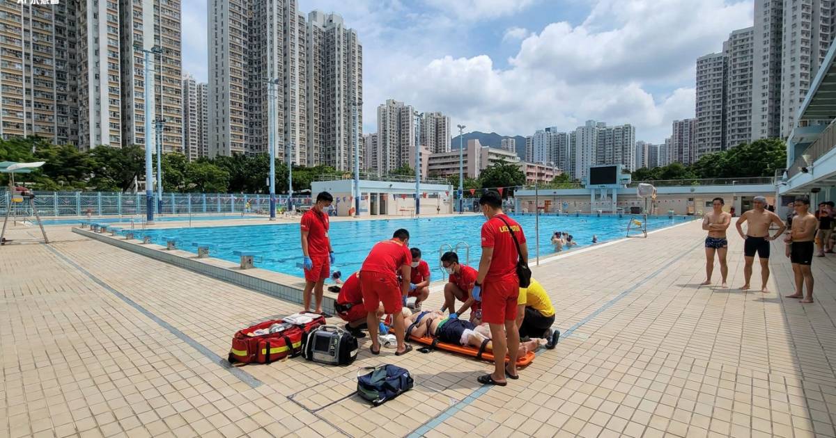 長沙灣泳池54歲男突暈倒昏迷 據悉有患病紀錄結果⋯