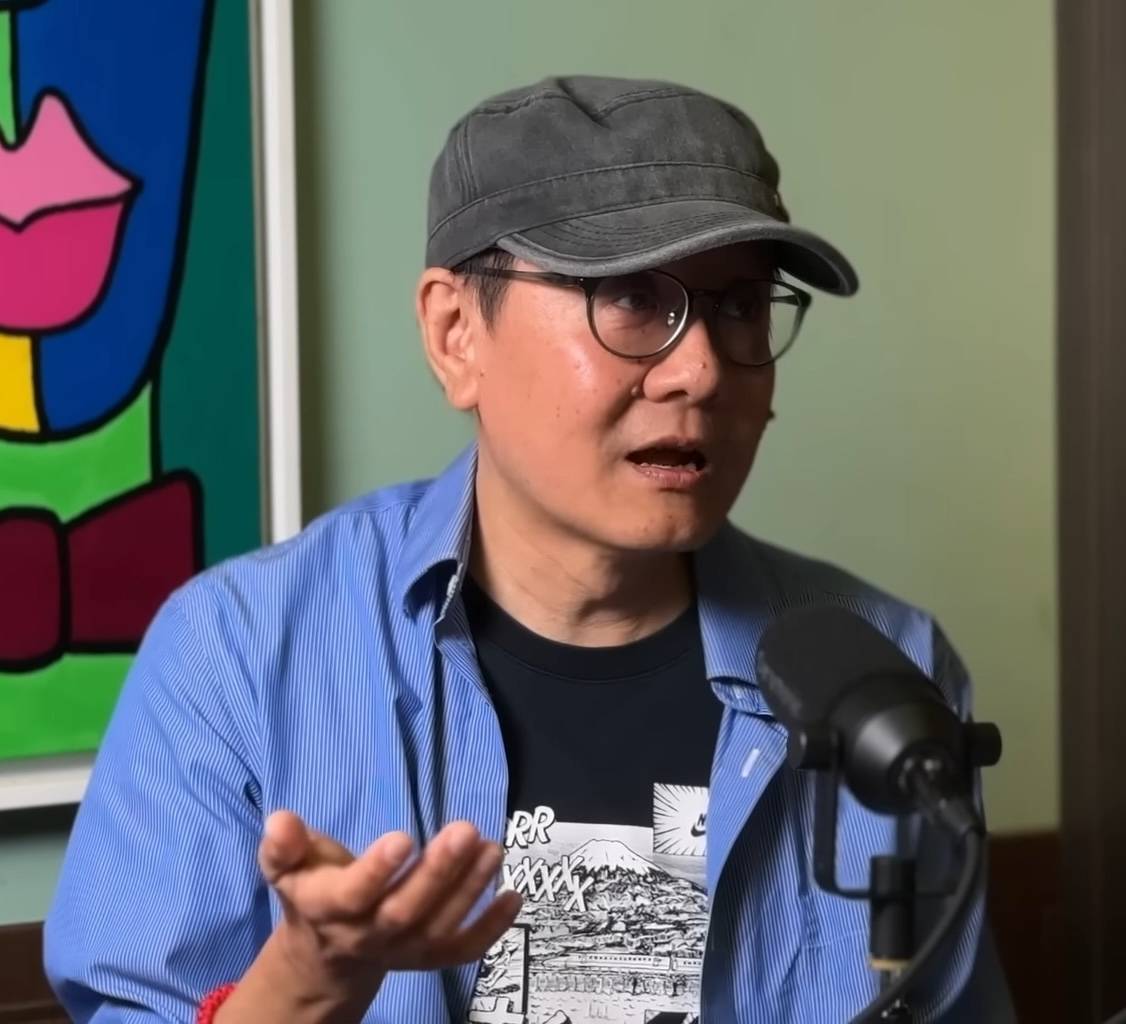 雲海 張慧敏 罕有地重提當年離開商台的完整經過,更首度披露節目遭刪剪、高層冷處理投訴等細節,令一段十多年前他「數臭」商台的舊片再度被網民翻出熱議(圖片來源:YouTube@張慧敏Son姐話)