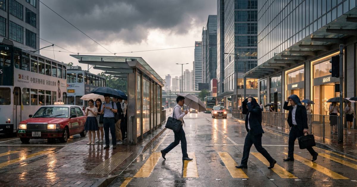 天文台突發提示｜香港將迎狂風雷暴雨勢頗大！網民憂心：打工仔點收工？