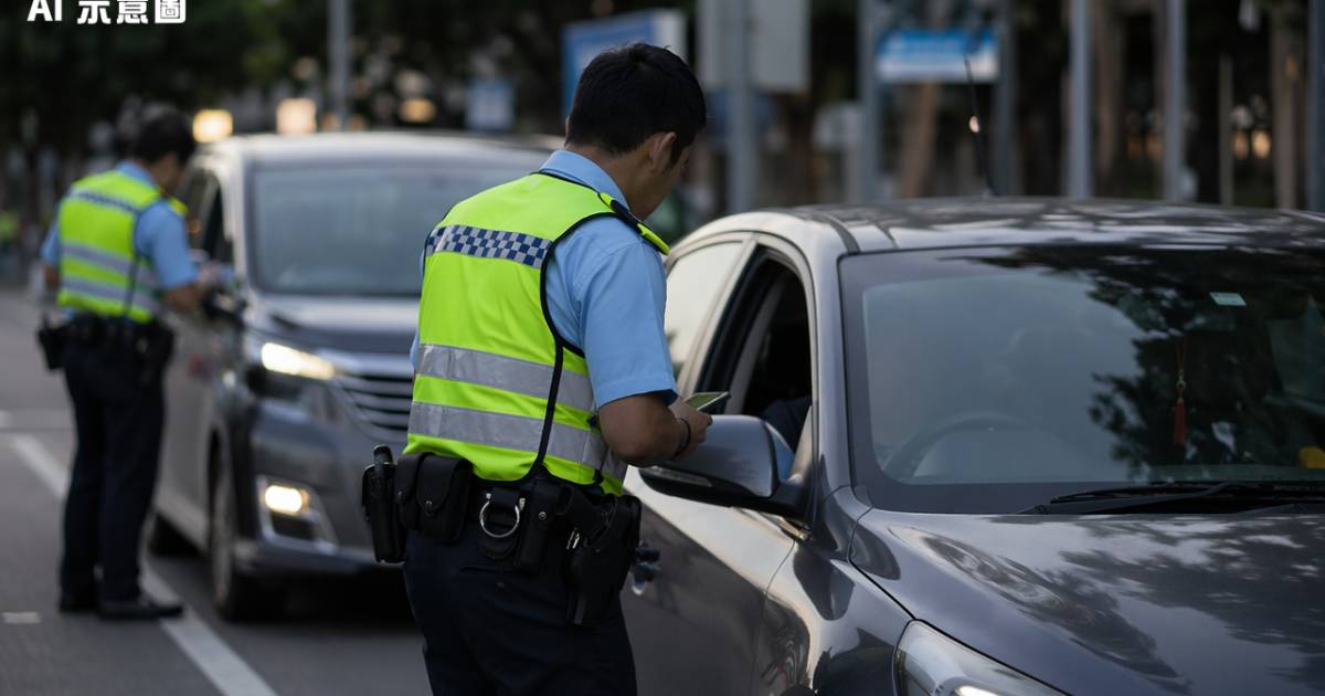 警方喬裝乘客召網約車｜揭41歲內地男持雙程證冒用帳戶接單再加控