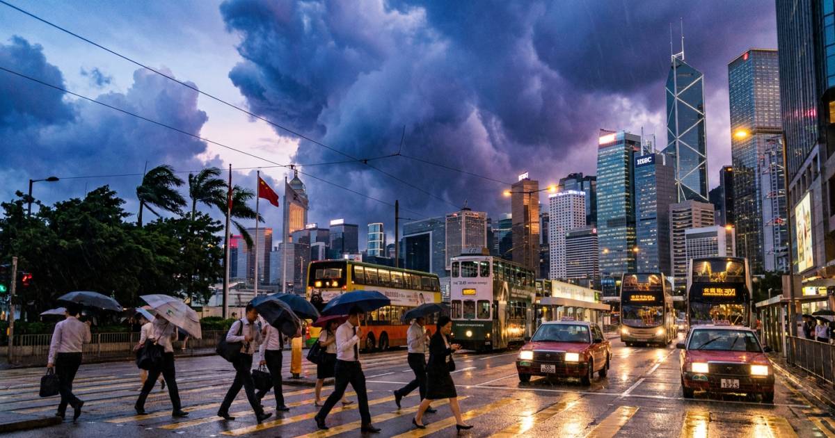 天文台緊急預告｜明日天氣不穩雨勢頗大！殺到埋身有狂風雷暴？