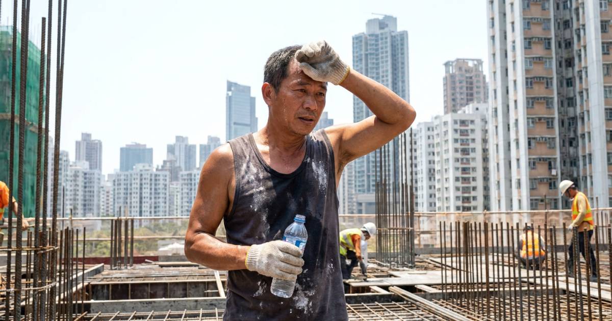 超強颱風巴威外圍殺到｜下沉氣流熱浪狂襲香港！天文台預測氣溫飆升至「38度」？