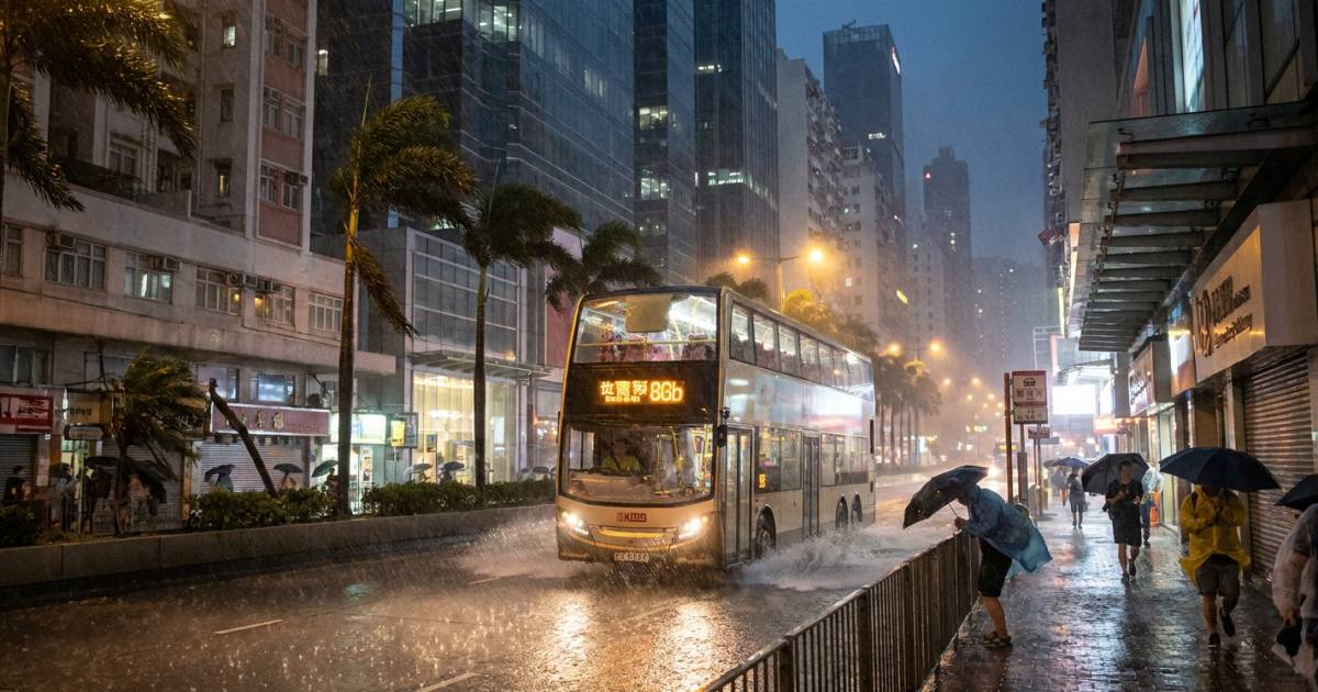颱風巴威狂襲｜兩度登陸浙江後急轉彎！中央氣象台警告：12省市恐爆龍捲風？