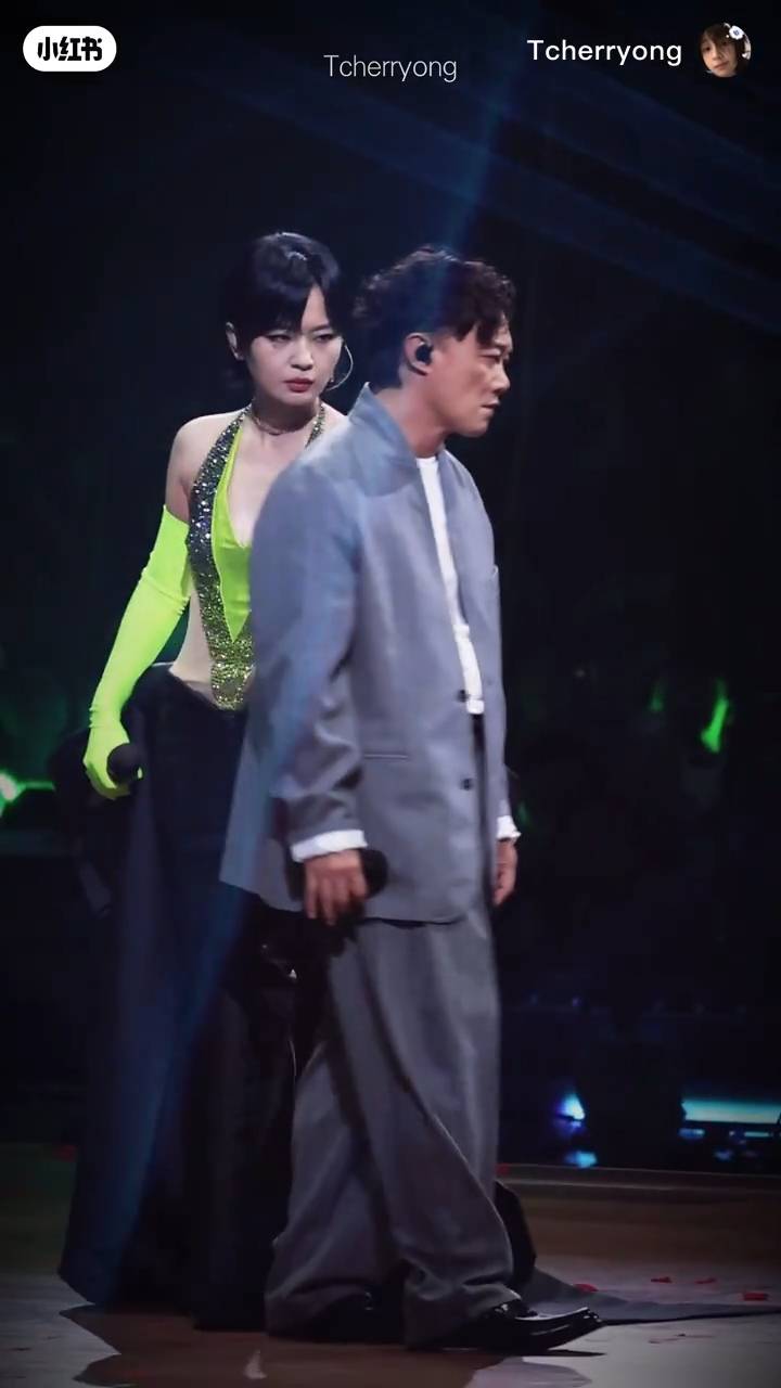 VS----0’06” (10).jpg/raw
