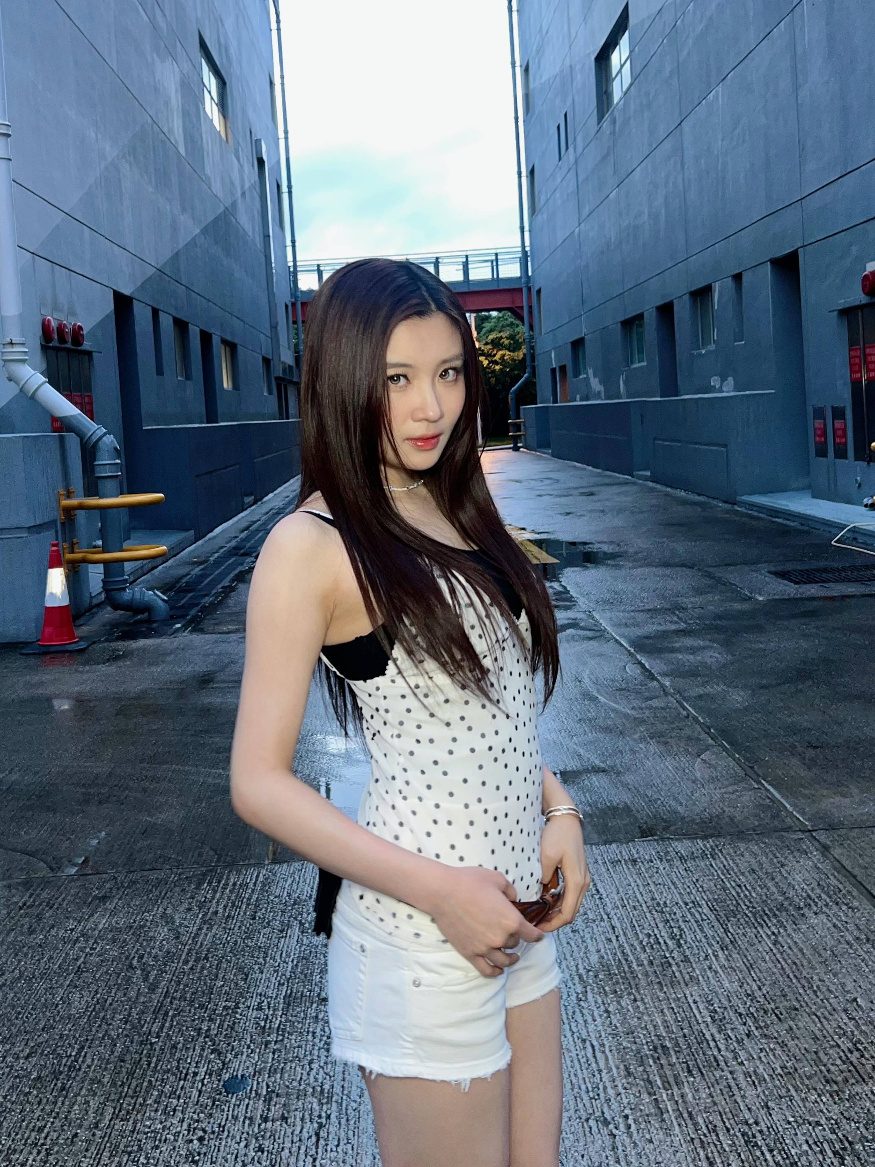 王家晴 8點直樂 (圖片來源:IG@candyw1219)