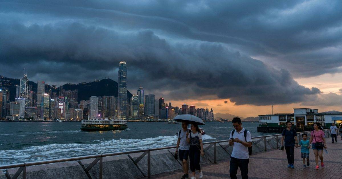 3颱風共舞醞釀！｜AI預測新風暴下周直闖香港：恐在東面登陸？