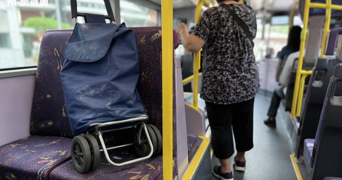 買餸車直登九巴客座霸通道！港女推開反遭怒轟網民揭露隨時觸犯一項法例