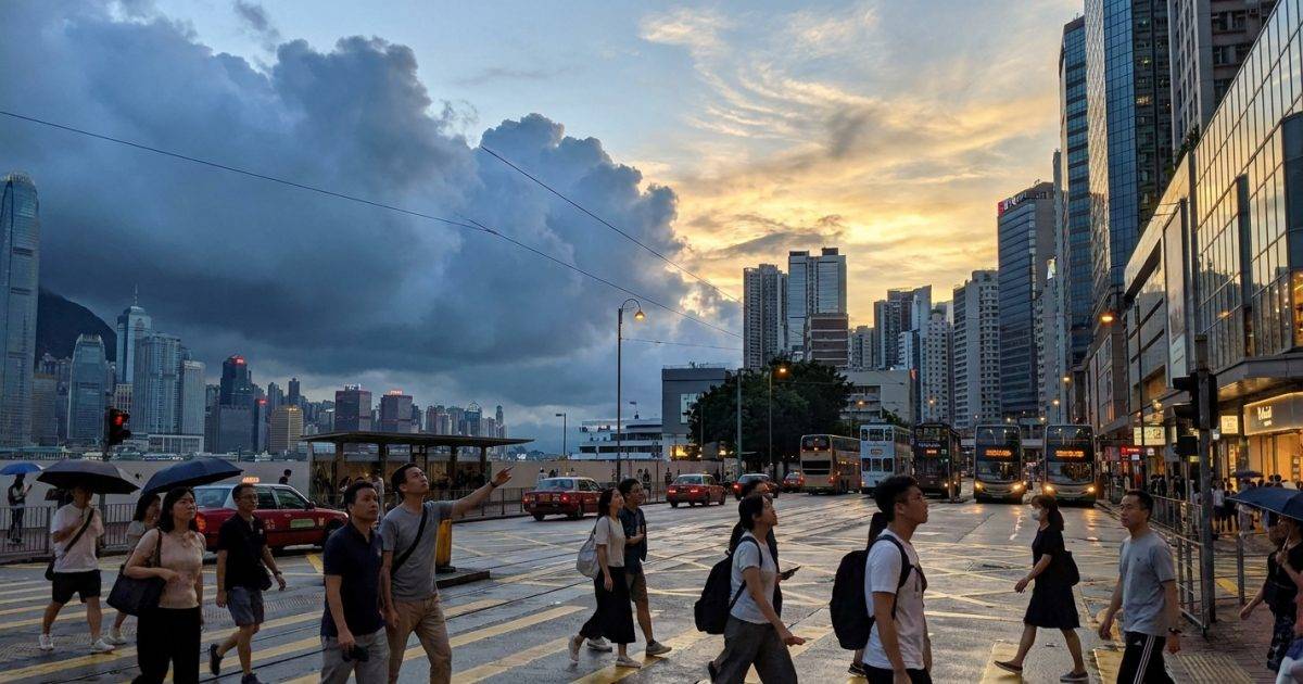 雙旋風醞釀夾擊？｜天文台預告：本港將迎來「連續7日狂風雷暴」！