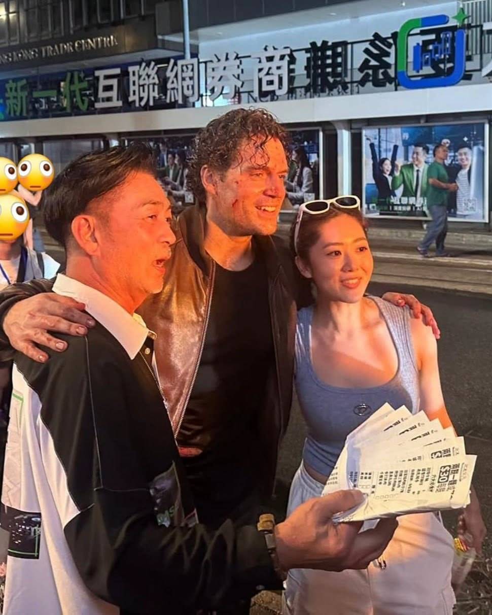 星二代林沚羿片場與亨利卡菲爾合照 驚揭3歲已演荷里活大片 猛料爸爸身份曝光!
