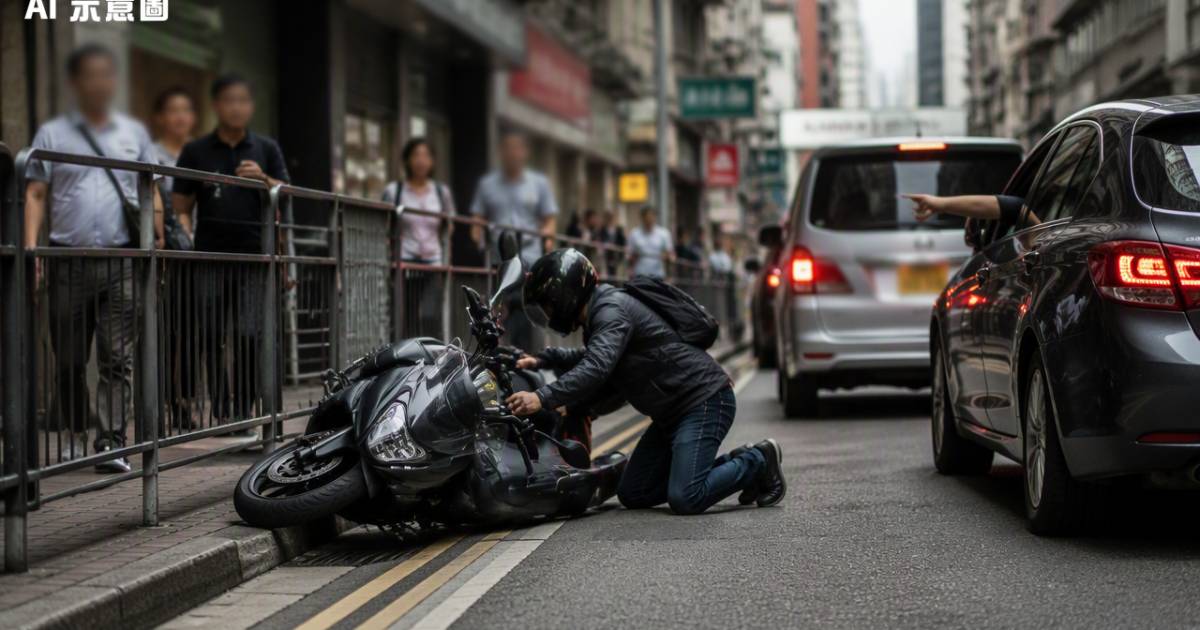 上環鐵騎士連人帶車跌倒翻滾！目擊司機留下一句冷血說話惹公憤