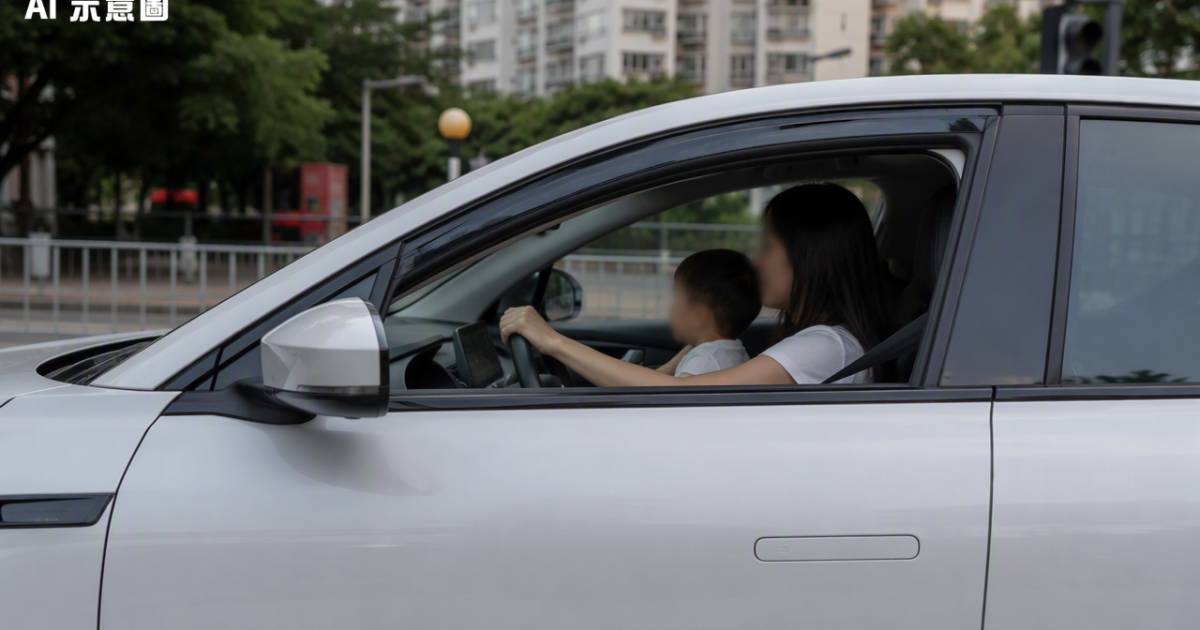 葵涌中港牌女司機抱幼童揸車惹公憤 目擊者做出一舉動令對方直面後果