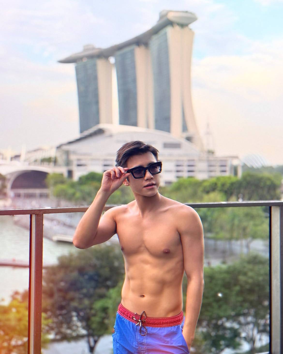 - Just #throwback & #bodycheck Lost 4kg in 2 weeks..Time to refresh my daily routine 🍌🥛🏋🏽_♂️.jpg/raw