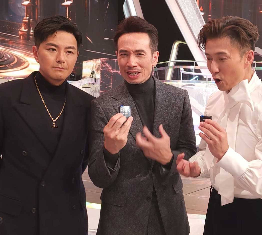 香港小姐 馬國明 當時陳豪表示臨出場戰戰兢兢心情,即使已入行多年,唔係平時拍劇可以體驗得到。(圖片來源:TVB截圖)