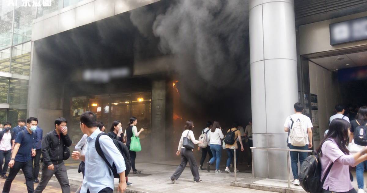 沙田兩餸飯店突發搶火濃煙吞噬商場 途人慌忙逃亡揭開肇禍真相