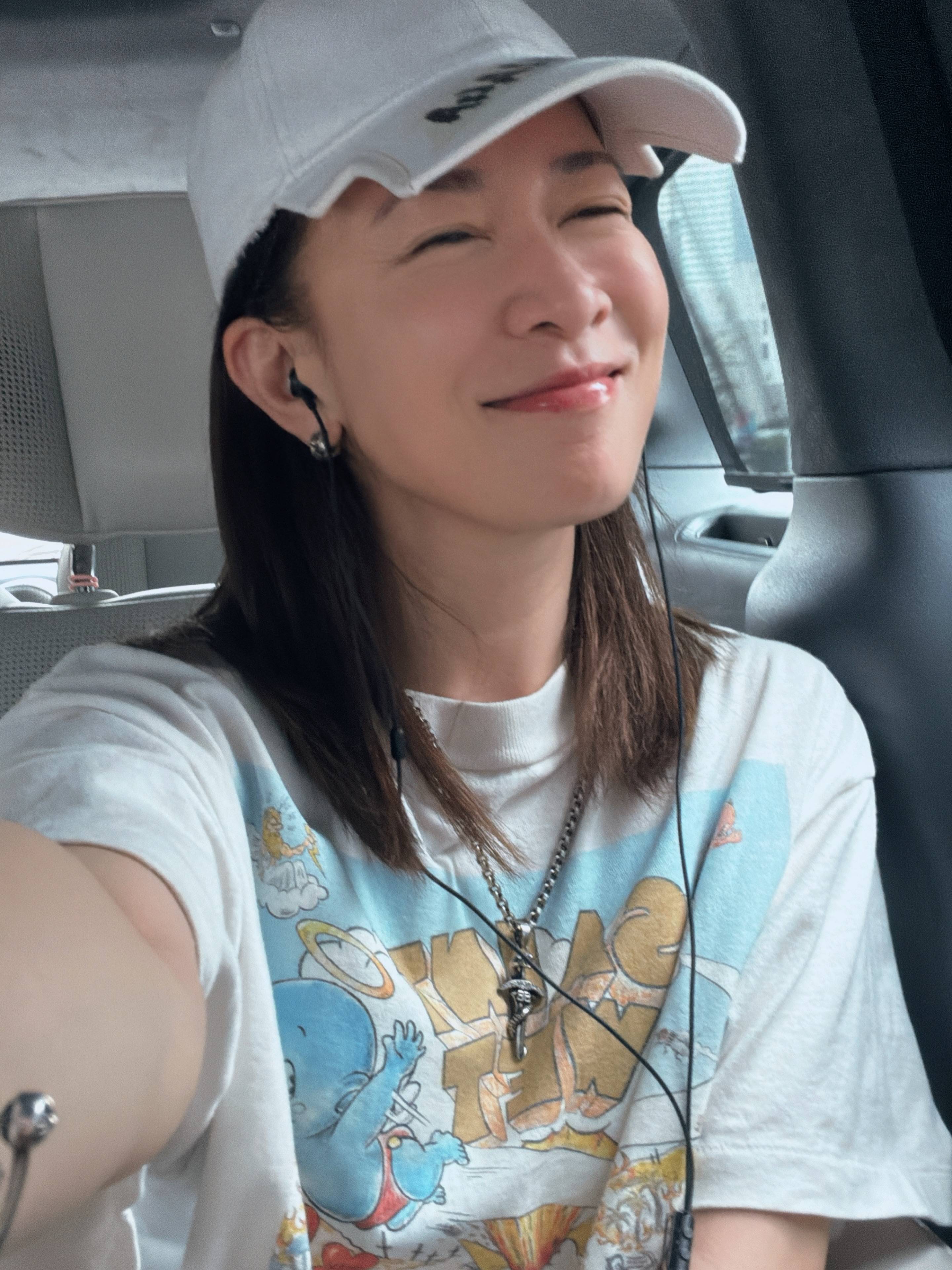佘詩曼 馬天佑 50歲視后佘詩曼近日出席活動時,被馬天佑點名為全行最好人(圖片來源:IG@charmaine_sheh)