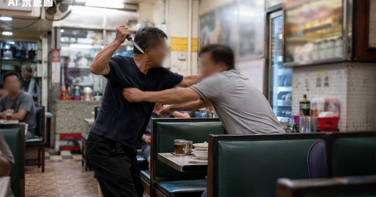 深水埗茶餐廳爭位大暴走！59歲阿叔擸刀隻揪49歲男下場竟是