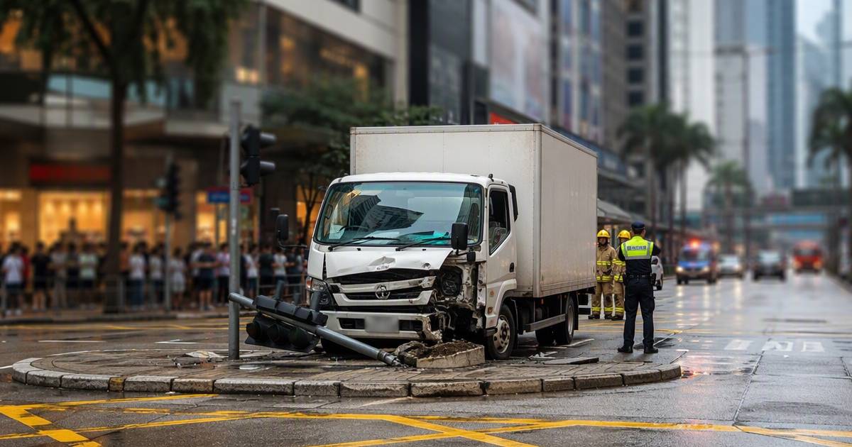 尖沙咀江若琳灣又出事｜貨車轉彎一幕惹熱議