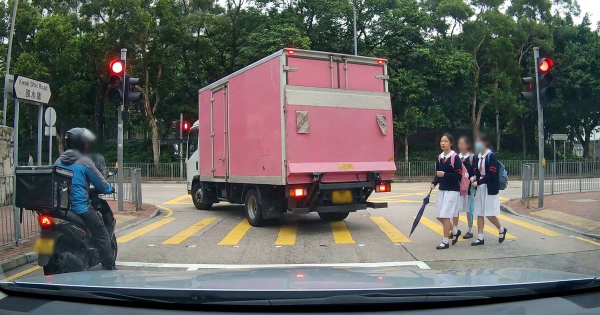 荃灣貨車險撞3女生43歲司機當晚迎重大進展