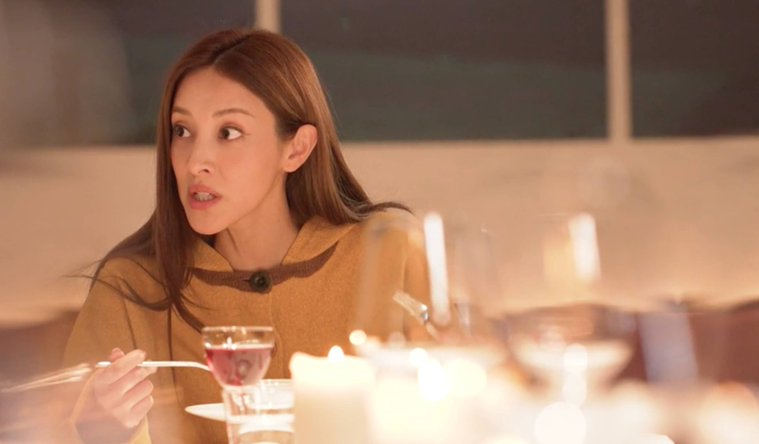 陳凱琳 孩子你怎樣長大 大讚有機薯條與香腸健康無負擔, Grace 感性表示:「做父母最想小朋友食得開心,最緊要都係健康!」(圖片來源:ViuTV)