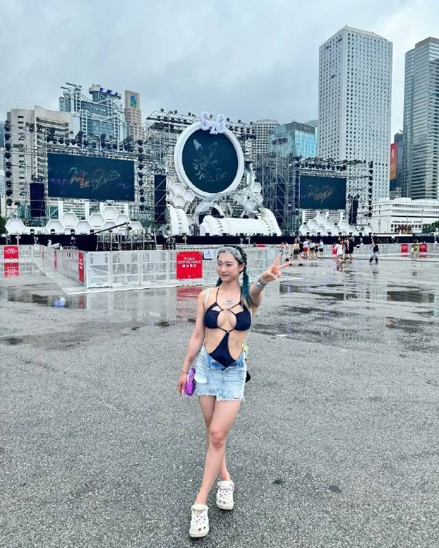 沈曉榆 名古屋亞運 沈曉榆以隨性火辣的造型亮相。(圖片來源:沈曉榆IG)