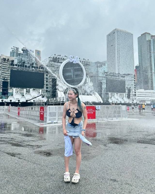 沈曉榆 名古屋亞運 除了火辣泳裝,Lydia 也常分享日常生活點滴,精緻五官與姣好身材讓她無論穿著何種服飾,都能瞬間成為全場焦點。(圖片來源:沈曉榆IG)